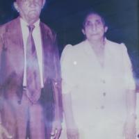 Fotografia de José Gonçalves Martins e sua esposa (Ca. 1985).